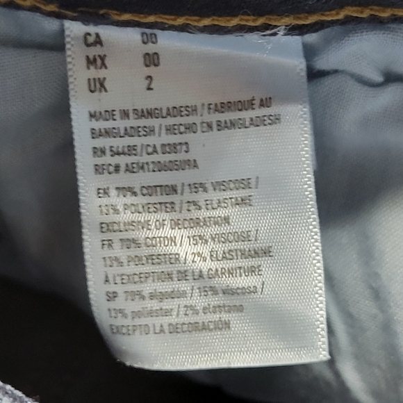 00 American Eagle Midi Super Stretch Denim Shorts - Picture 7 of 7